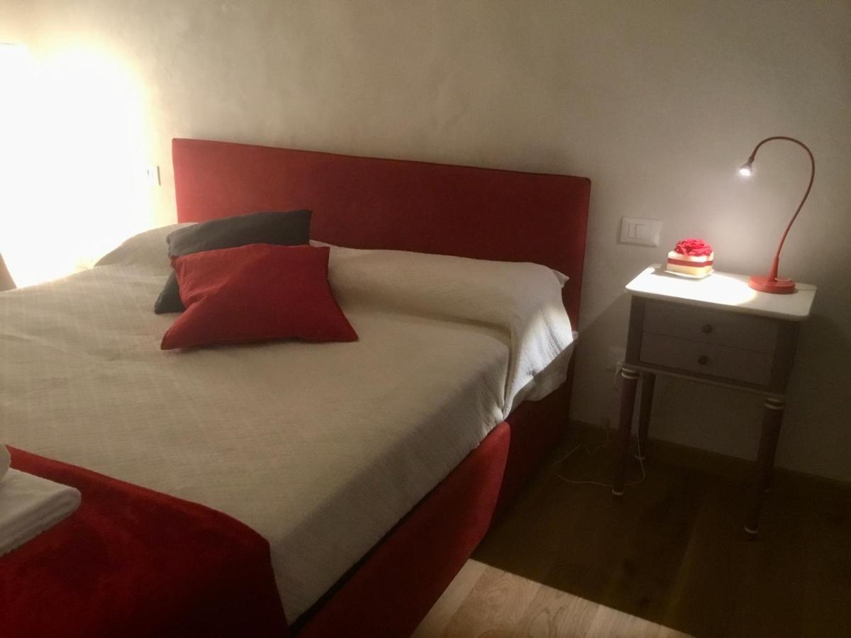 Torre Guinigi Luxury Loft Nel Centro Storico Di Lucca Apartment Exterior photo